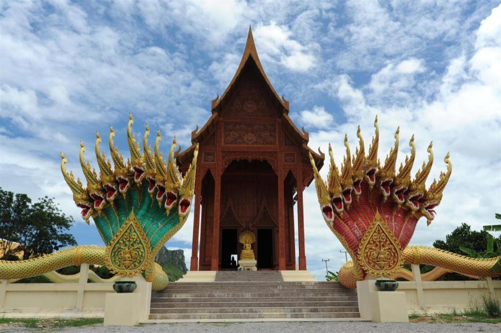 Joy Hotel Prachuap Khiri Khan Ngoại thất bức ảnh