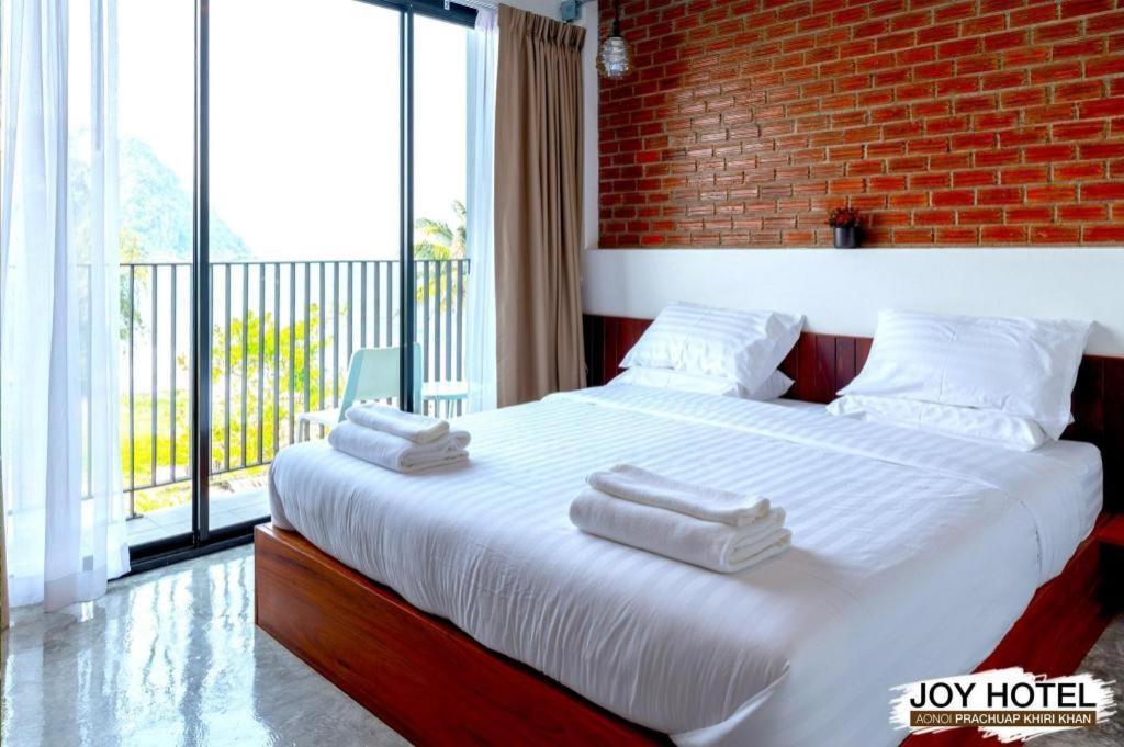 Joy Hotel Prachuap Khiri Khan Ngoại thất bức ảnh