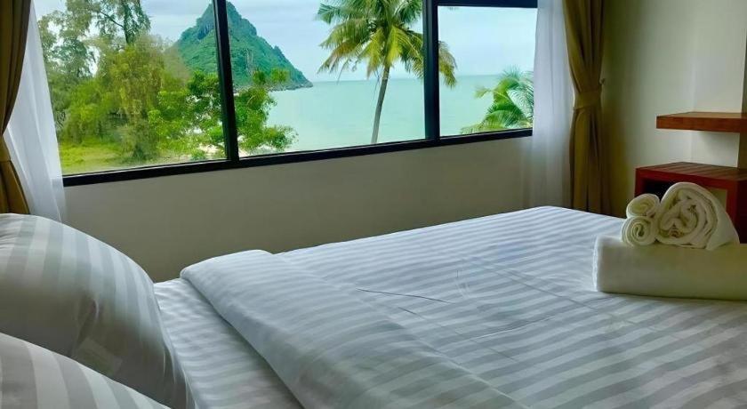 Joy Hotel Prachuap Khiri Khan Ngoại thất bức ảnh